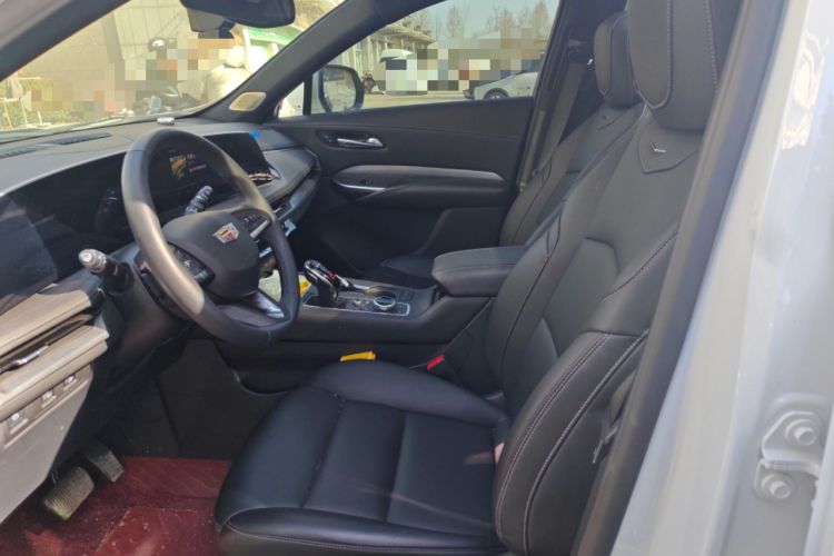 Used Cadillac XT4 2024 28T Two-Wheel-Drive Luxury Version