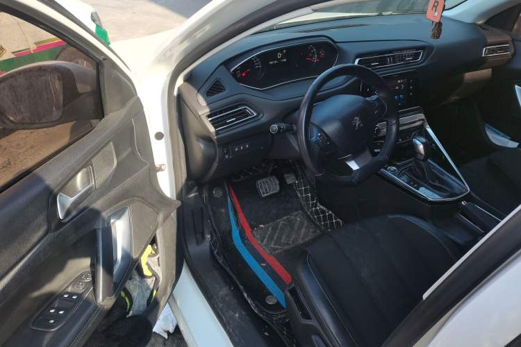 Used Peugeot 308 2016 1.6L Automatic Luxury Edition Driver Seat