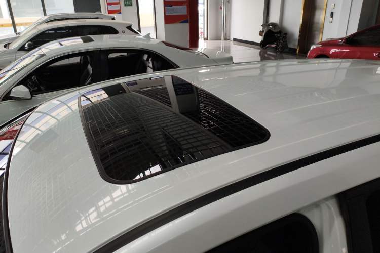 Used Toyota Corolla Cross 2023 2.0L Elite Edition Roof