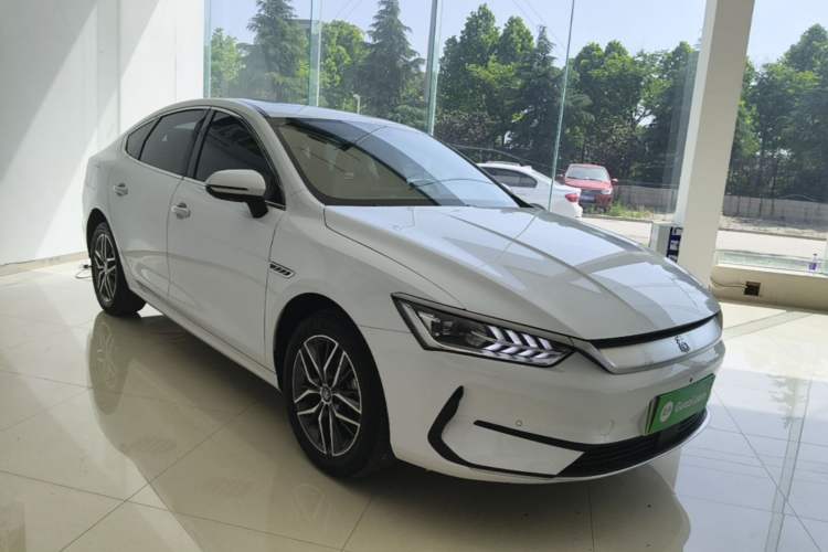 Used BYD Qin PLUS 2024 Honor Edition EV 420KM Beyond Model
