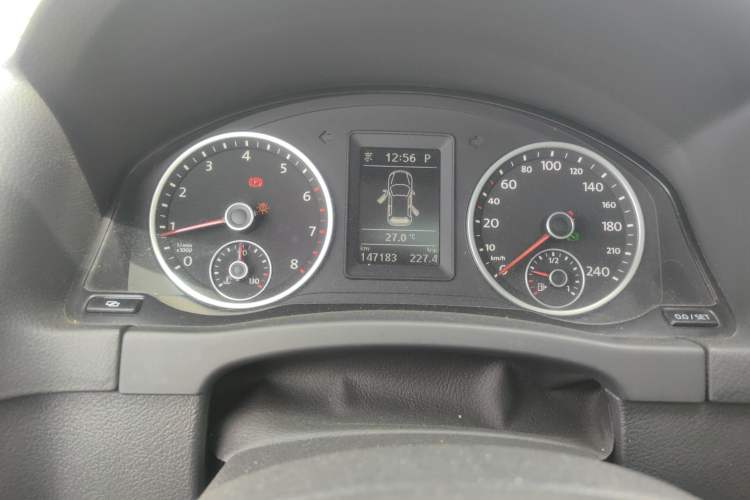 Used Volkswagen Tiguan 2012 1.8TSI Automatic All-Wheel Drive Elite Edition Instrument Cluster