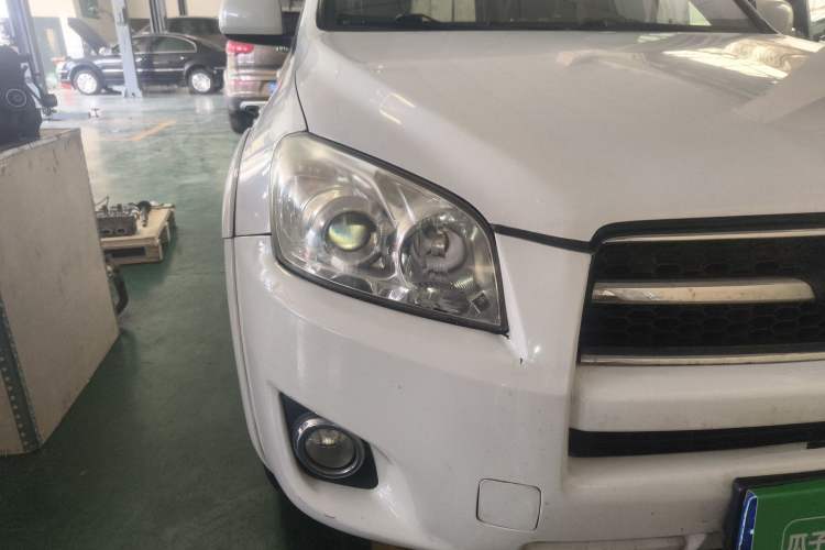 Used Toyota RAV4 2009 2.4L Automatic Luxury Edition
