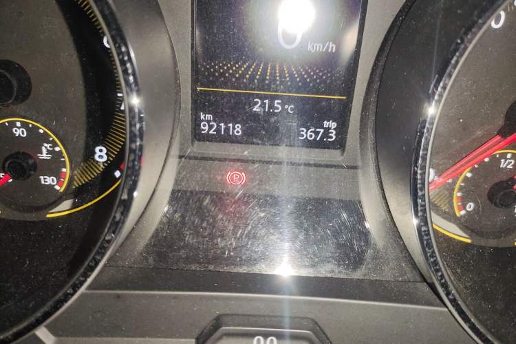 Used Volkswagen Tiguan L 2019 Updated Version 330TSI Automatic Two-Wheel Drive Panoramic Comfort Edition China VI Standard
