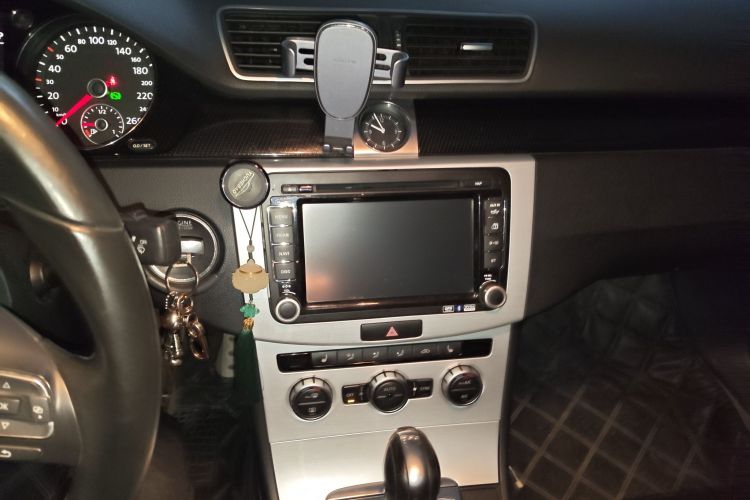 Used Volkswagen Magotan 2012 Revised 1.8TSI Luxury Version