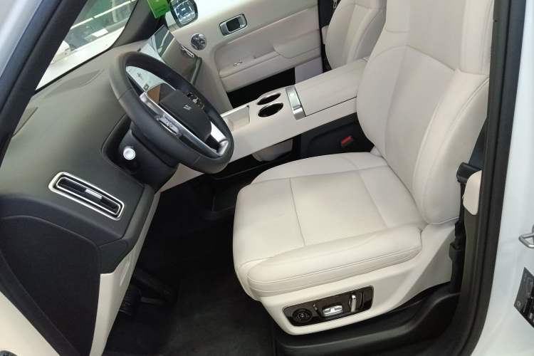 Used Li Auto L9 2025 Ultra Smart Refreshed Edition