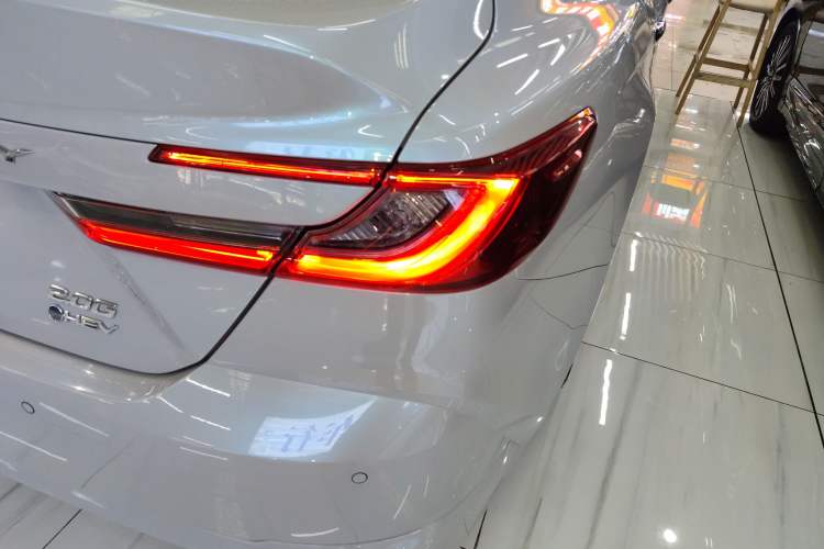 Used Toyota Camry 2024 Dual-Motor 2.0 HG Premium Edition
