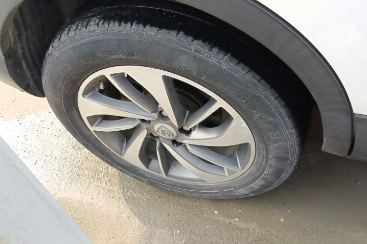 Used Baojun 560 2015 1.8L manual luxury version