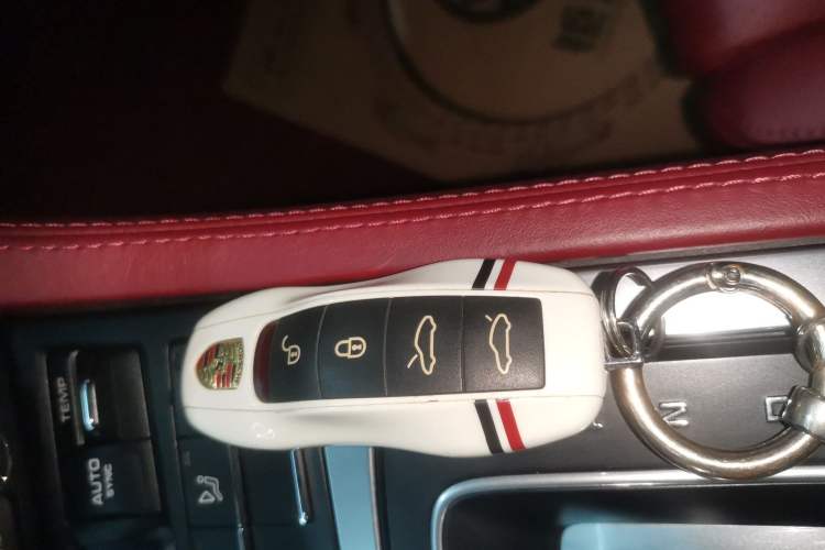 Used Porsche 718 2018 Cayman 2.0T