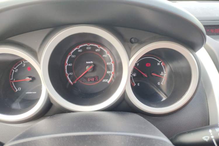 Used CHANGAN CX20 2014 1.4L Manual Sport Version China IV Standard