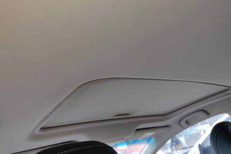 Used Chevrolet Monza 2020 320 Automatic Enjoyment Edition Headliner