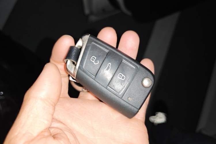 Used Volkswagen Sagitar 2021 280TSI DSG 30th Anniversary Edition Vehicle Key