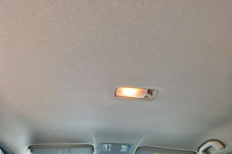 Used Nissan Sylphy 2012 Classic 1.6XE Manual Comfort Edition Headliner