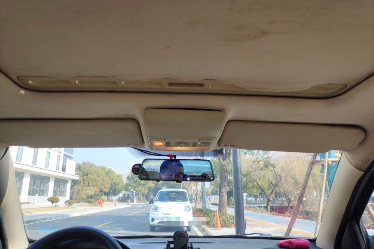 Used Volkswagen Lavida 2011 1.6L Automatic Premium Edition
