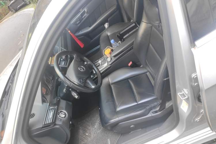 Used Mercedes-Benz E-Class 2011 E 260 L CGI Fashion Model