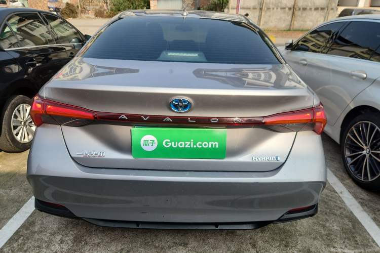 Used Toyota Avalon 2022 Dual-Engine 2.5L Luxury Edition