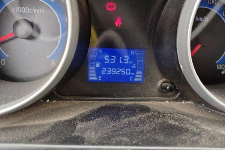 Used CHANGAN KAICHENG Ruixing M70 2019 1.5L Comfort Version 6-Seater China VI Standard Flat Roof Liftback Doors – DAM15KL Odometer Close Up