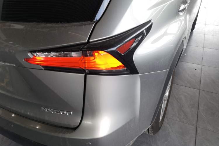 Used Lexus NX 2015 200 Front-Wheel Drive X-Trail SE Edition