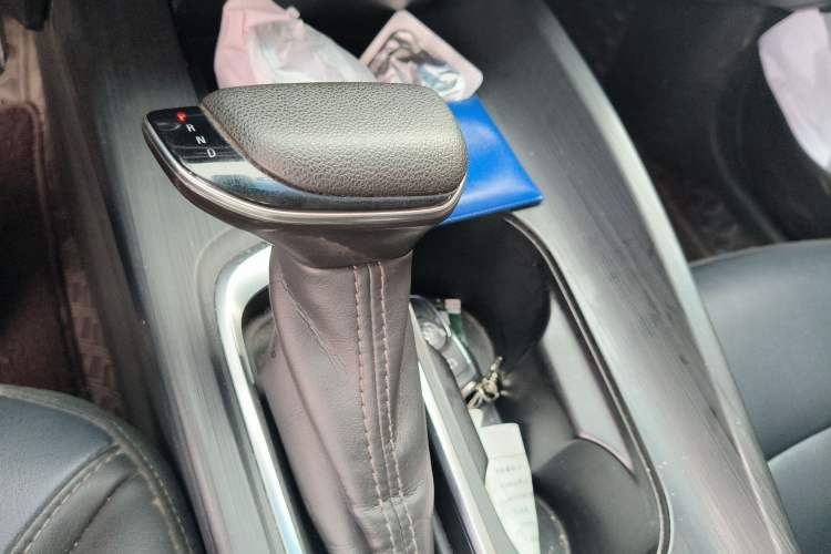 Used Buick Velite 6 2022 Connected & Shared PLUS Gear Lever