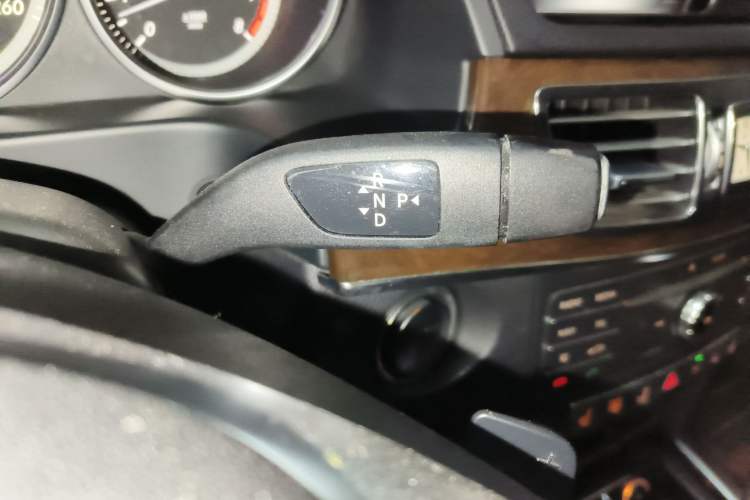 Used Mercedes-Benz E-Class 2015 E 260 L Luxury Model
