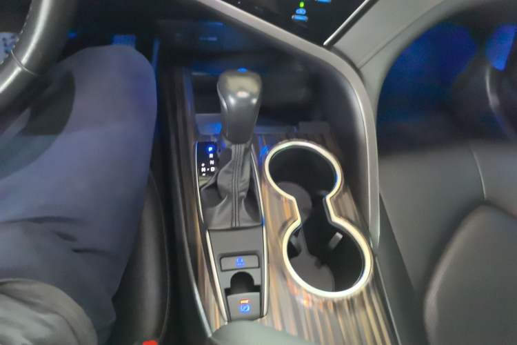 Used Toyota Camry 2019 2.0G Luxury Edition China VI Standard