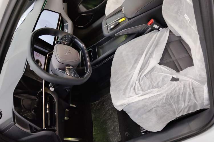 Used Hongqi EH7 2024 640 Pro+ All-Wheel Drive Left Front Seat