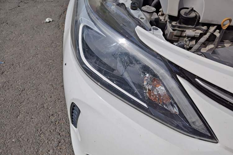 Used Toyota Vios 2017 1.5L CVT Innovation Edition Right Front Headlight