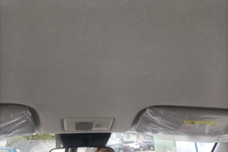 Used CHANGAN NEVO Lumin 2026 Model Treasure Edition 205km Passionate Beige Ningde Headliner