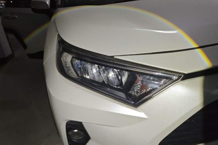 Used Toyota RAV4 2020 2.0L CVT Two-Wheel Drive Fashion PLUS Edition Right Front Headlight