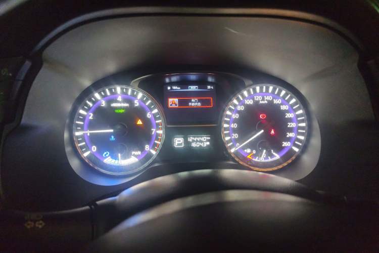 Used Infiniti QX60 2018 2.5 S/C Hybrid Two-Wheel-Drive Excellence Edition China VI Standard
