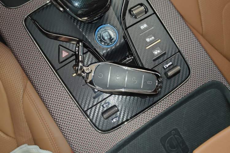 Used BYD Han 2022 DM-i 121KM Luxury Model