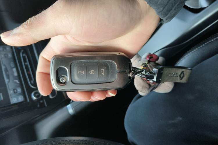 Used Renault Koleos 2017 2.0L Two-Wheel Drive Comfort Edition