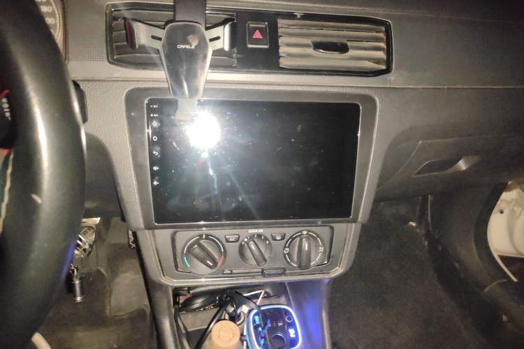 Used Volkswagen Santana 2019 1.5L Manual Fashion Edition China VI Standard Audio And AC Panel