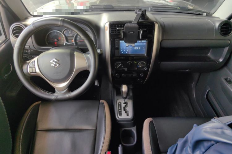 Used Suzuki Jimny 2015 1.3 AT Mode3 Navigation Edition
