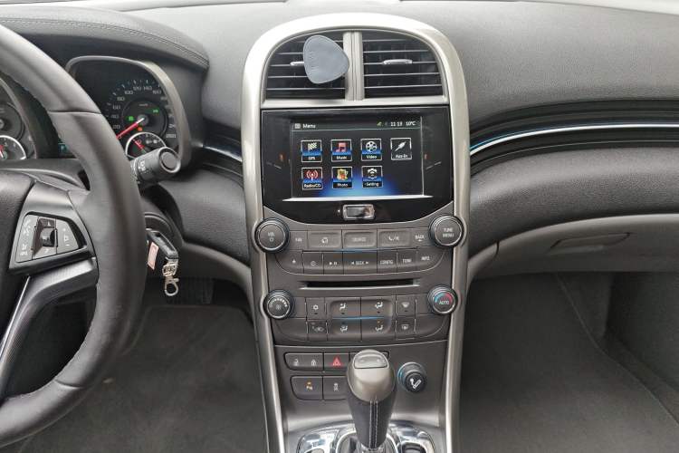 Used Chevrolet Malibu 2014 2.0L Automatic Luxury Edition