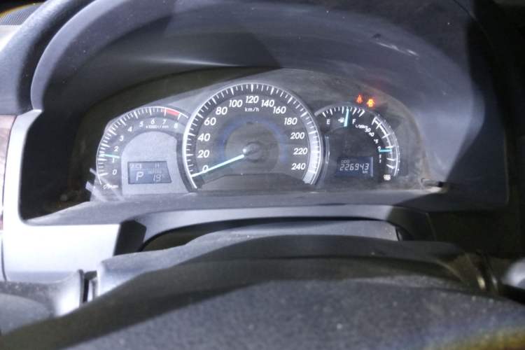 Used Toyota Camry 2015 2.0G Premier Edition
