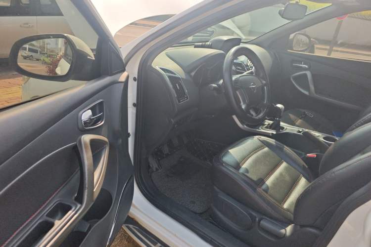 Used Haima S5 2015 1.6L Manual Luxury Model with Sunroof
