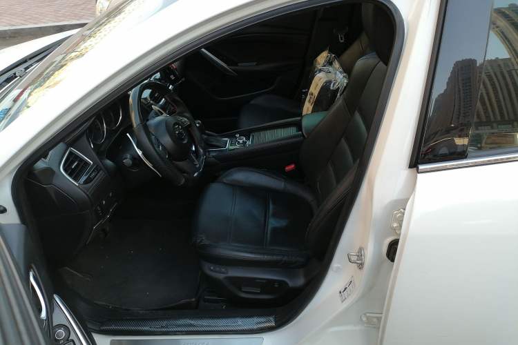 Used Mazda Atenza 2017 2.0L Blue Sky Luxury Edition