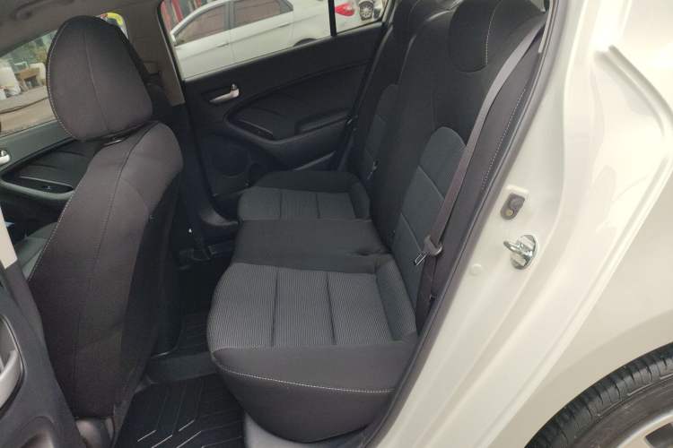 Used Kia K3 2016 1.6L Manual GL