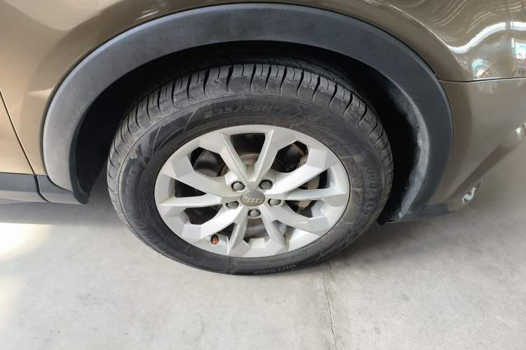 Used Audi Q3 2018 30th Anniversary Edition 30 TFSI Standard Model Right Rear Wheel Hub