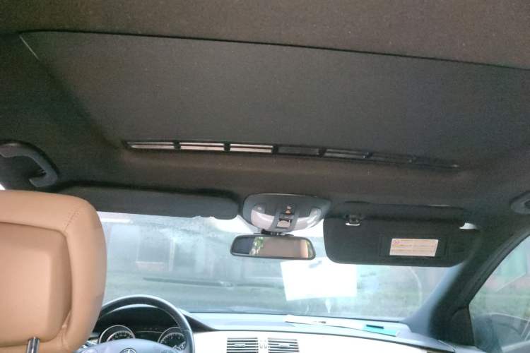 Used Mercedes-Benz R-Class 2011 R 300 L Business Model