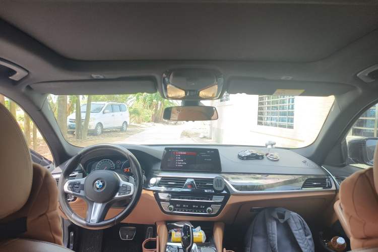 Used BMW 5 Series 2019 530Li Leading Model M Sport Package
