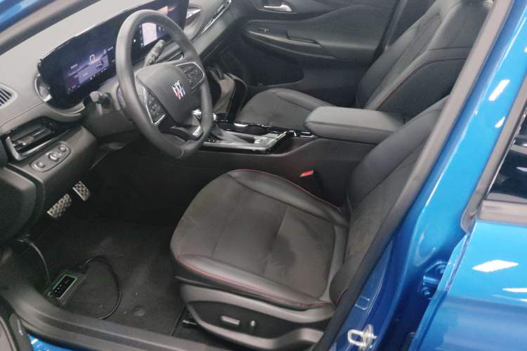 Used Buick Envista 2022 1.5T GS Fuel-Efficient Version Left Front Seat