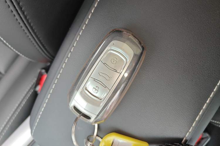 Used Geely Auto Emgrand X7 Sport 2016 1.8TD Automatic Smart Model Vehicle Key