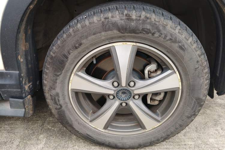 Used Haval H6 Coupe 2018 Blue Label 1.5T Automatic Two-Wheel Drive Ultra-Luxury Model Right Front Wheel Hub