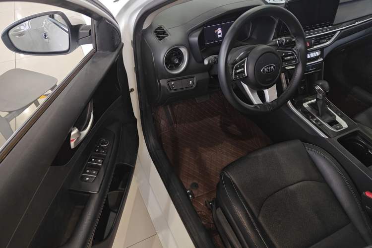 Used Kia K3 2021 1.5L CVT Fashion Edition
