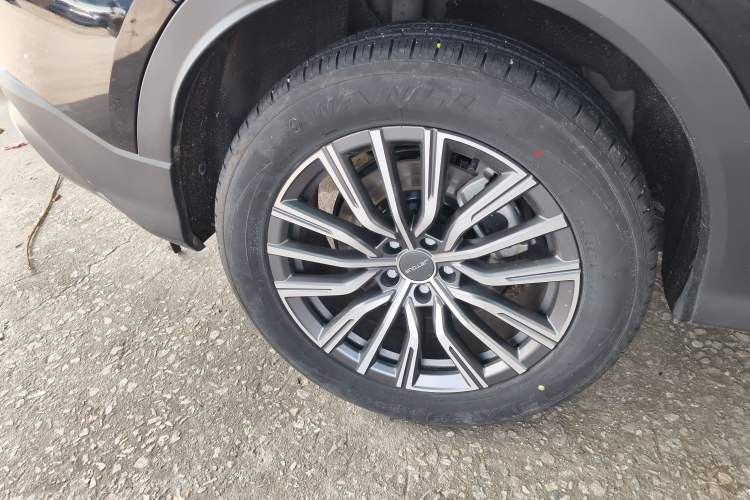 Used JETOUR X70 PLUS 2023 1.5T DCT Ziqiang PRO 5-Seater