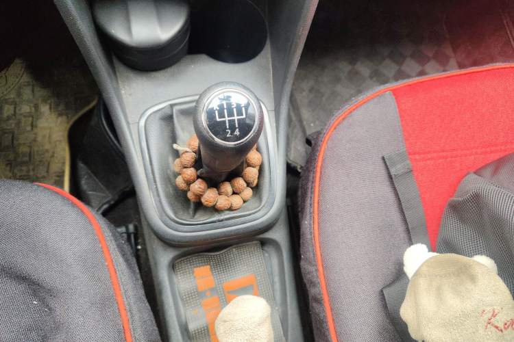 Used Volkswagen Polo 2013 1.4L Manual Fashion Edition