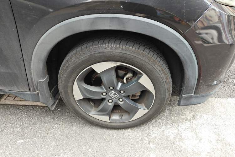 Used Honda Vezel 2015 1.8L CVT 2WD Luxury Model