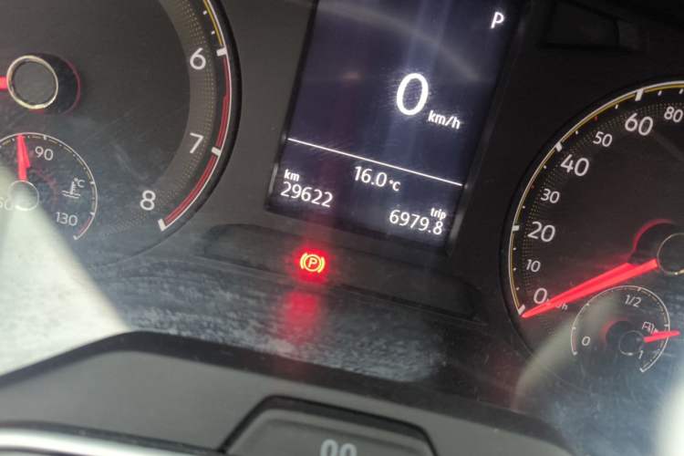 Used Volkswagen Sagitar 2020 280TSI DSG Comfort Version China VI Standard Odometer Close Up