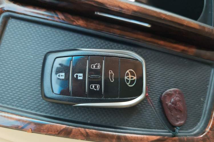 Used Toyota Alphard 2021 Dual-Engine 2.5L Luxury Edition